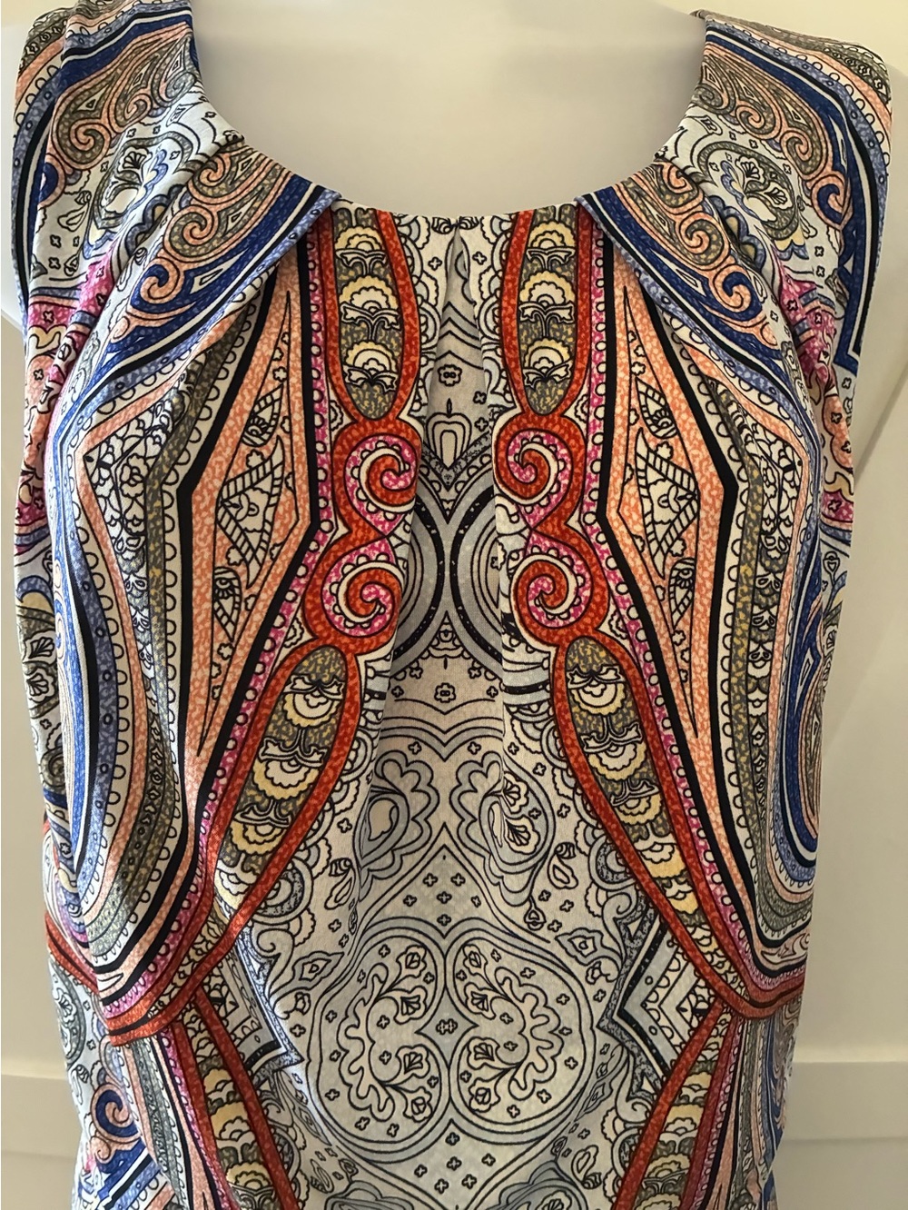 London Times Sleeveless Paisley Print Maxi Dress in Multi-Color - Picture 3 of 7